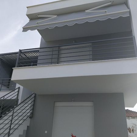 Appartement Athina à Ofrínion Extérieur photo
